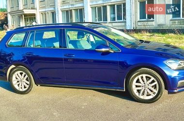 Універсал Volkswagen Golf 2018 в Глухові