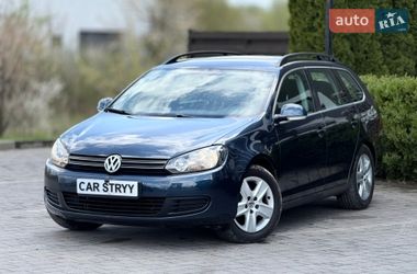 Универсал Volkswagen Golf 2010 в Стрые