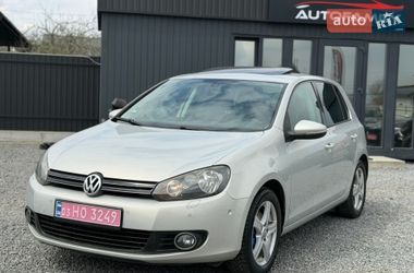 Хэтчбек Volkswagen Golf 2010 в Староконстантинове