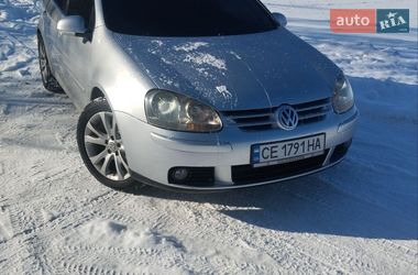 Хэтчбек Volkswagen Golf 2005 в Сторожинце