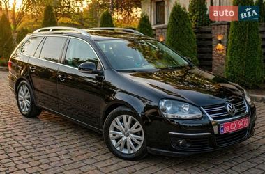Універсал Volkswagen Golf 2009 в Луцьку