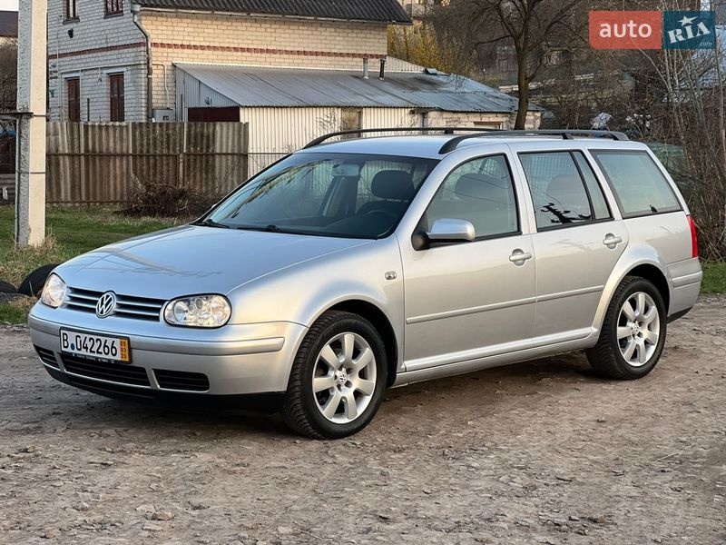 Volkswagen Golf 2003