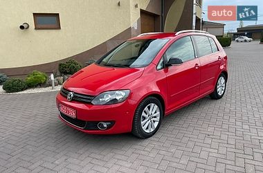 Хэтчбек Volkswagen Golf 2012 в Виноградове