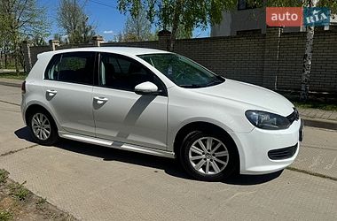 Хэтчбек Volkswagen Golf 2010 в Одессе