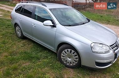 Универсал Volkswagen Golf 2008 в Чернигове