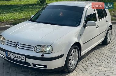 Хэтчбек Volkswagen Golf 2002 в Львове