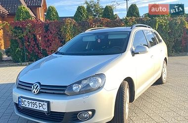 Універсал Volkswagen Golf 2010 в Львові