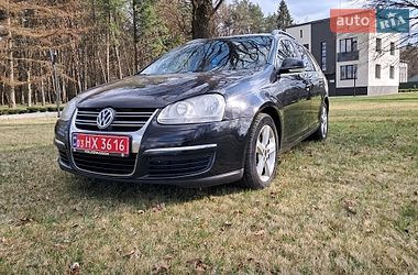 Універсал Volkswagen Golf 2009 в Луцьку