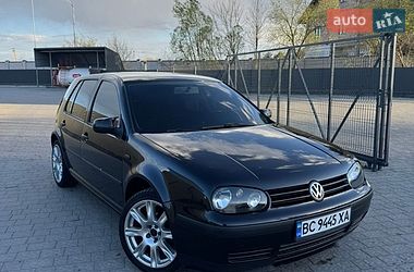 Хетчбек Volkswagen Golf 2001 в Львові