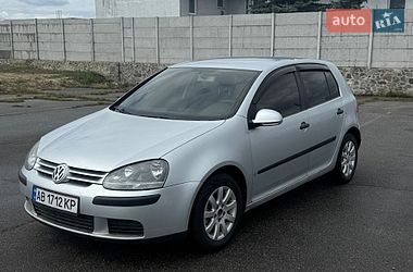 Хетчбек Volkswagen Golf 2003 в Вінниці