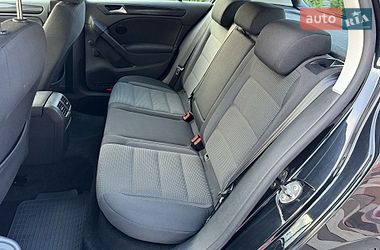 Хэтчбек Volkswagen Golf 2009 в Виннице