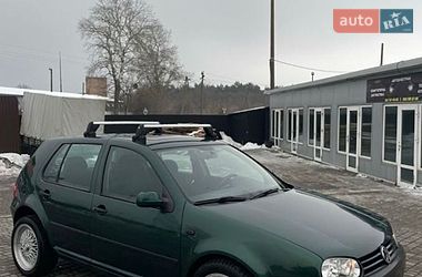 Хэтчбек Volkswagen Golf 1999 в Буче