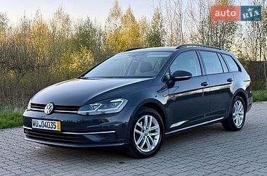Универсал Volkswagen Golf 2019 в Стрые