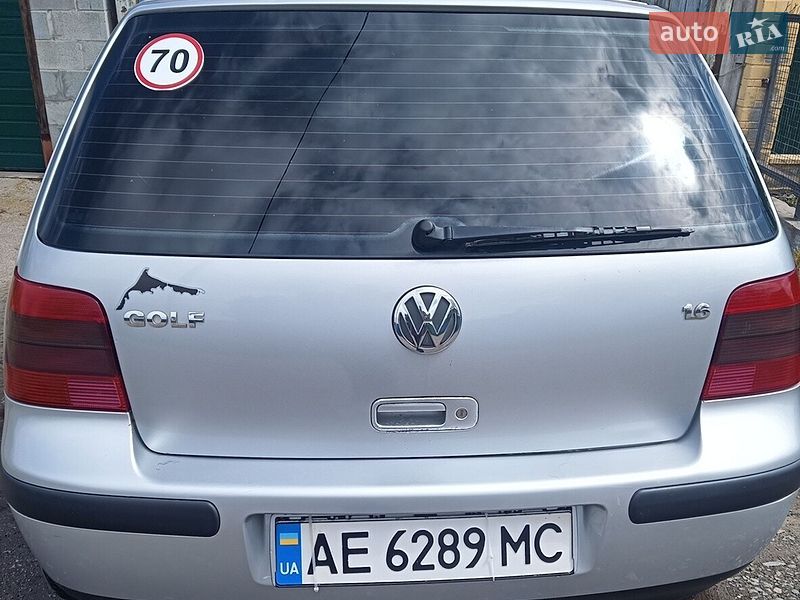 Volkswagen Golf 2001