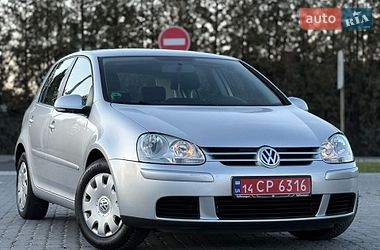 Хетчбек Volkswagen Golf 2006 в Львові