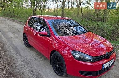 Хэтчбек Volkswagen Golf 2011 в Львове