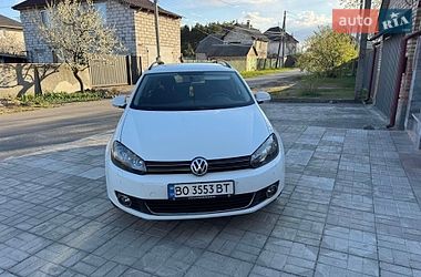 Універсал Volkswagen Golf 2012 в Києві