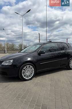 Хэтчбек Volkswagen Golf 2004 в Тульчине