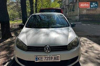 Хэтчбек Volkswagen Golf 2010 в Киеве