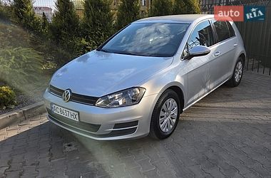 Хэтчбек Volkswagen Golf 2015 в Луцке