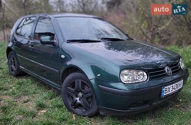 Хетчбек Volkswagen Golf 2000 в Хмельницькому