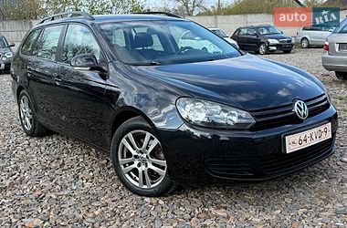 Универсал Volkswagen Golf 2009 в Киверцах