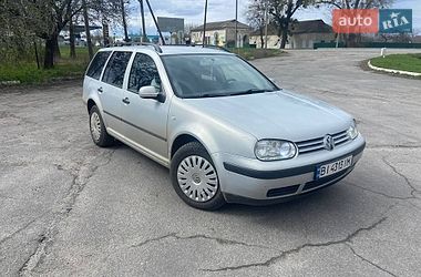 Універсал Volkswagen Golf 2000 в Гадячі