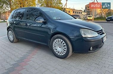 Хэтчбек Volkswagen Golf 2004 в Теофиполе