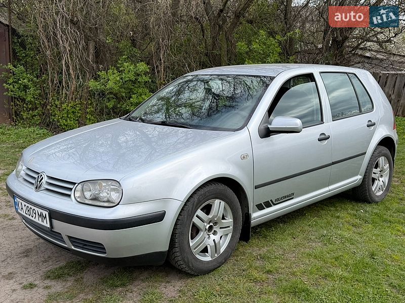 Volkswagen Golf 2000