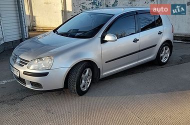 Хэтчбек Volkswagen Golf 2004 в Литине
