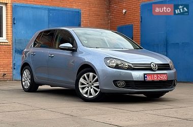 Хэтчбек Volkswagen Golf 2010 в Лубнах