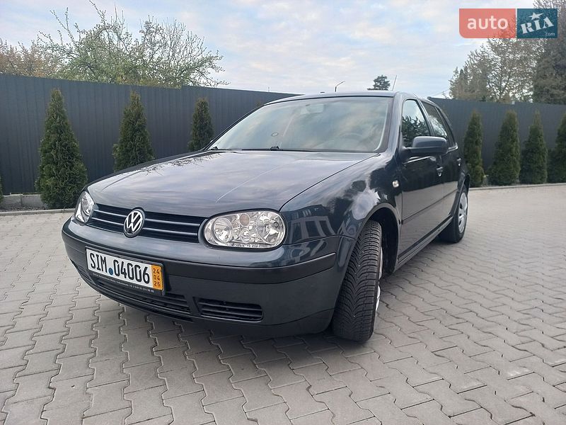 Volkswagen Golf 2002