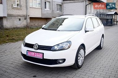 Универсал Volkswagen Golf 2011 в Дубно