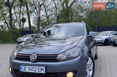 Універсал Volkswagen Golf 2010 в Чернівцях