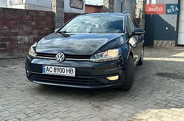 Универсал Volkswagen Golf 2017 в Луцке