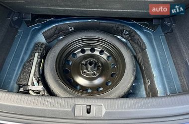 Хэтчбек Volkswagen Golf 2018 в Киеве