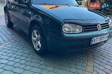 Хэтчбек Volkswagen Golf 2003 в Буковеле