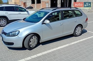 Универсал Volkswagen Golf 2012 в Бучаче