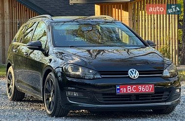 Универсал Volkswagen Golf 2014 в Радивилове