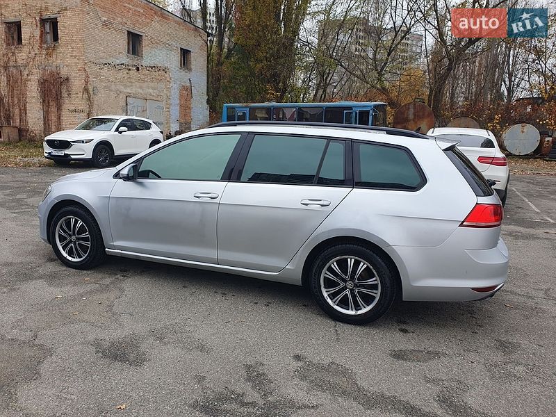 Універсал Volkswagen Golf 2015 в Києві