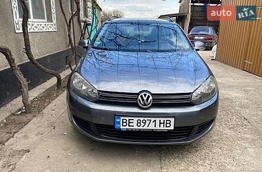 Универсал Volkswagen Golf 2009 в Вознесенске