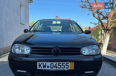 Хэтчбек Volkswagen Golf 2002 в Тернополе