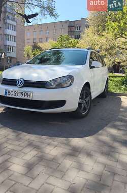 Универсал Volkswagen Golf 2012 в Луцке
