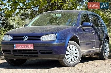 Хетчбек Volkswagen Golf 2001 в Дрогобичі