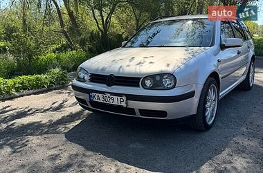 Универсал Volkswagen Golf 2002 в Борисполе