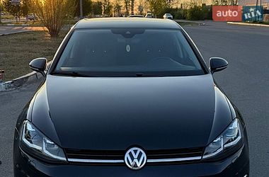 Хэтчбек Volkswagen Golf 2017 в Буче