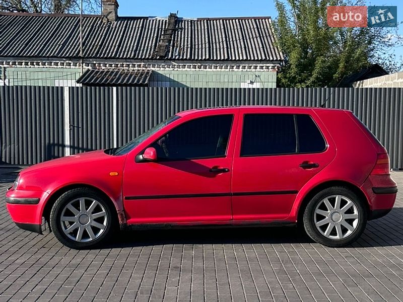 Хетчбек Volkswagen Golf 1998 в Малині