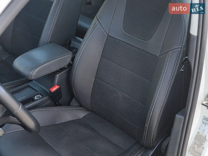 Volkswagen Golf 2013 VIN WVWZZZAUZEW108601 фото оголошення 2 з 85