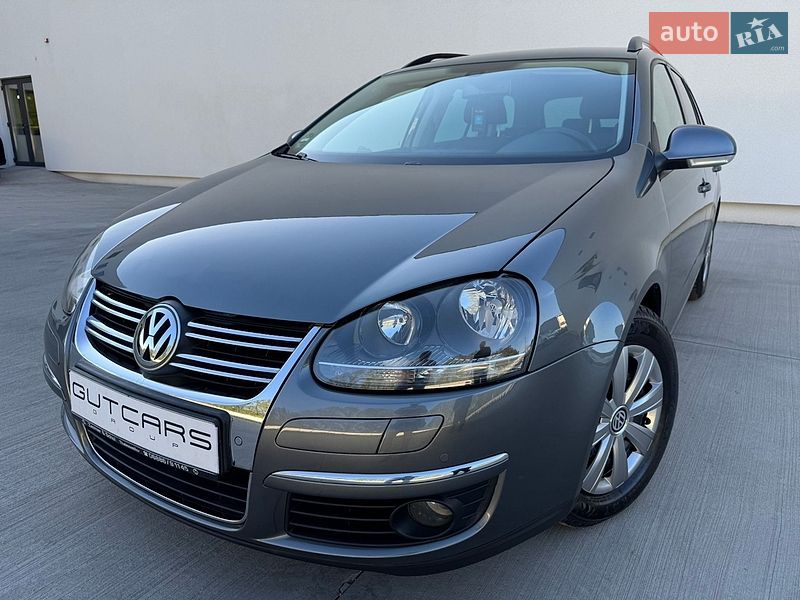 Універсал Volkswagen Golf 2009 в Луцьку