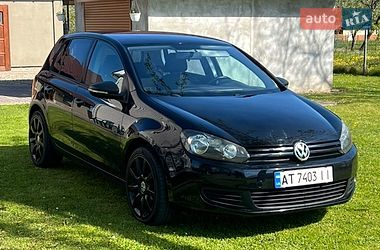 Хэтчбек Volkswagen Golf 2009 в Косове